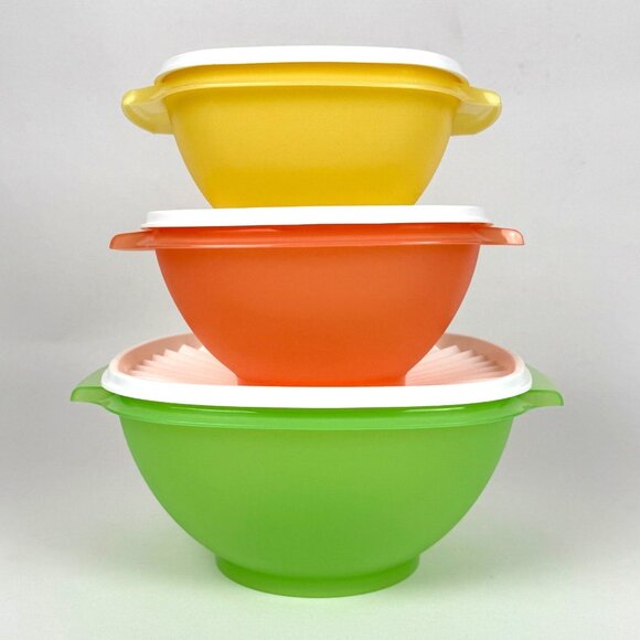 Vintage Tupperware Servalier 3-Set Bowls & Lids #858 838 840 - Picture 1 of 4